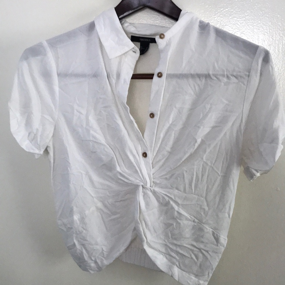white cropped knotted forever 21 shirt